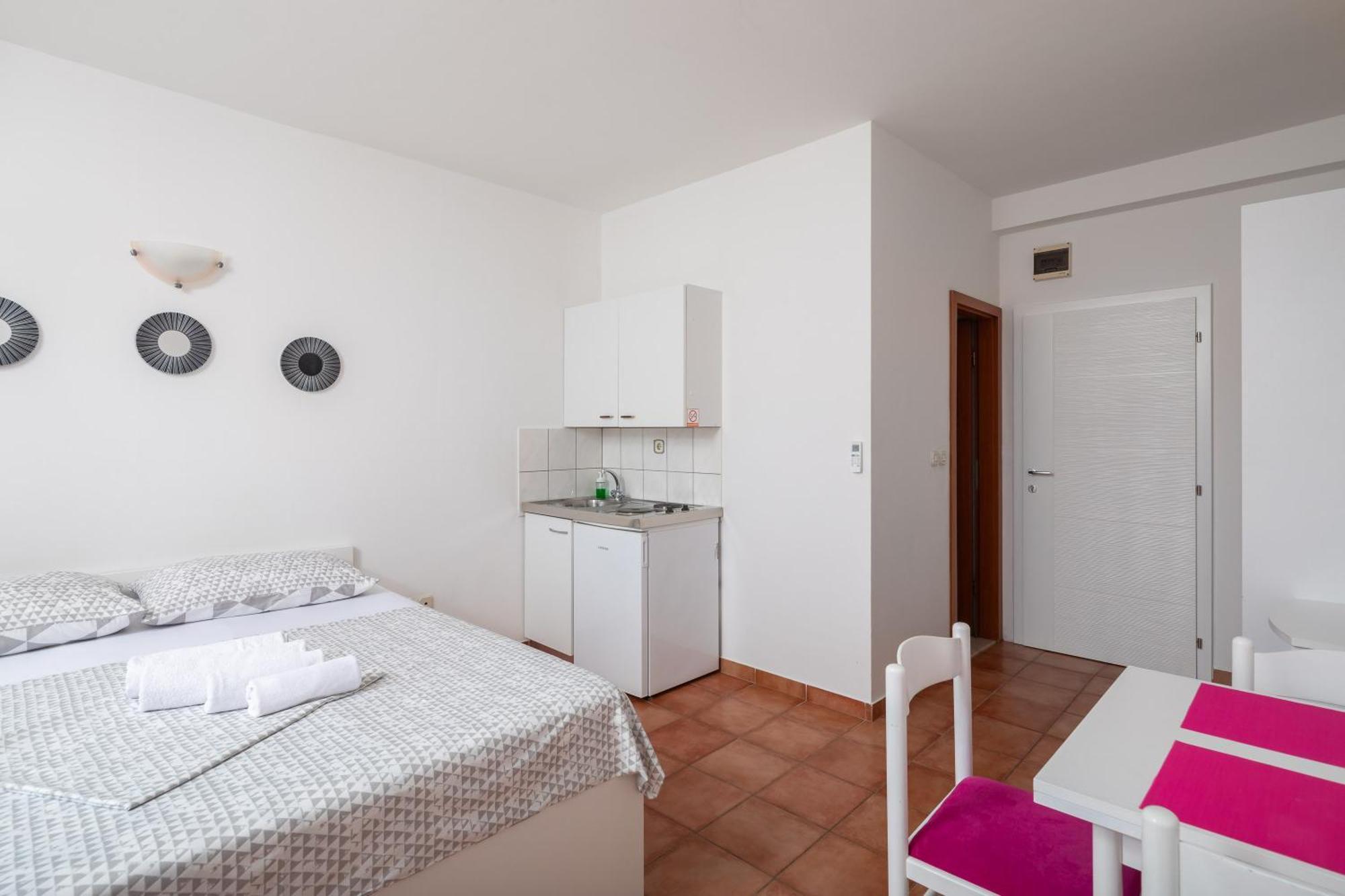 Adriatic Blue Apartments Lokva Rogoznica Exterior photo